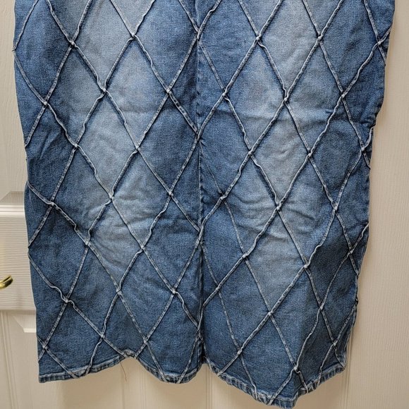 The Blue Denim Skirt 20 - Picture 2 of 4